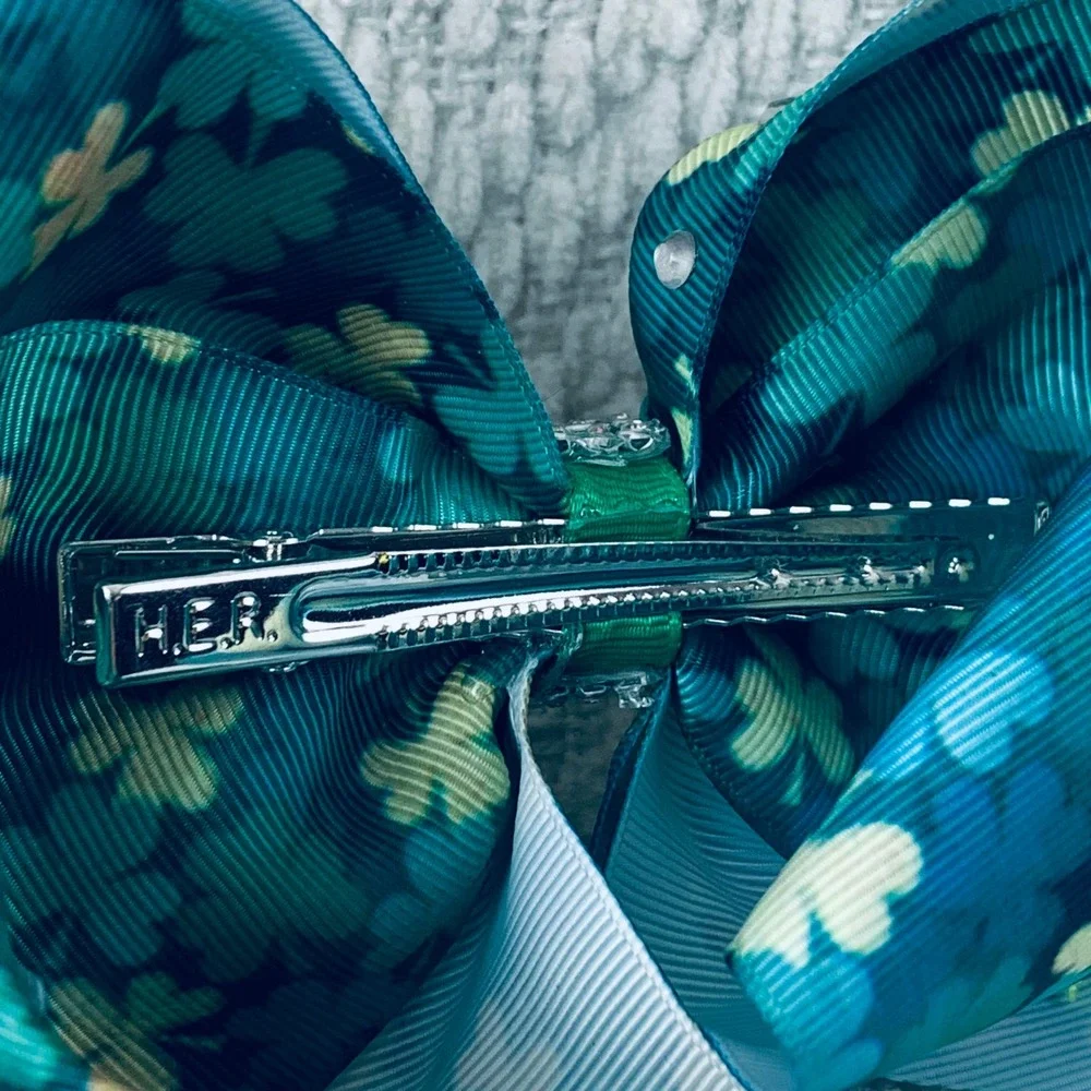 JoJo Siwa Girls Green Shamrock St Patricks Paddies Day‎ Rhinestone Style Bow